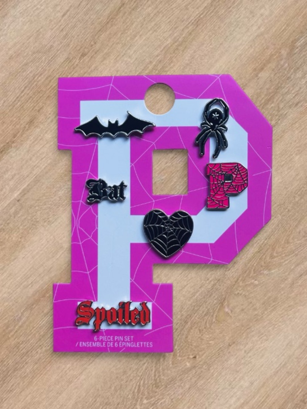 🆕🕷️PINK Halloween Collectible Pins 6 Piece Set Victoria’s Secret NWT🕸️